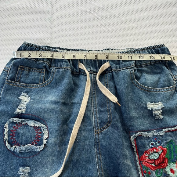 Selling Paint 3/4 Length Cropped Patch Detail Pull On Loose Fit Jeans L - Picture 4 of 6